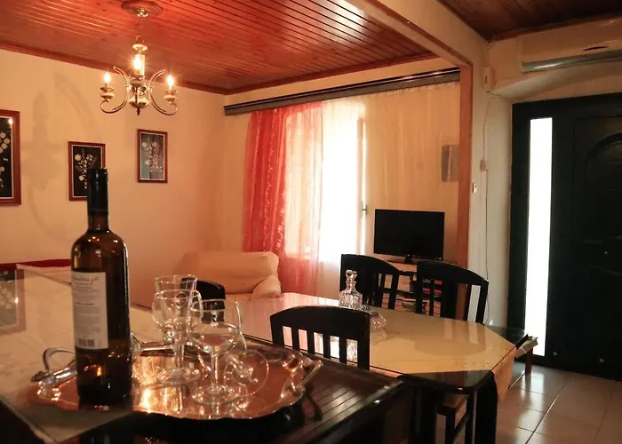 Stathis & Maria's Traditional House Katokhórion