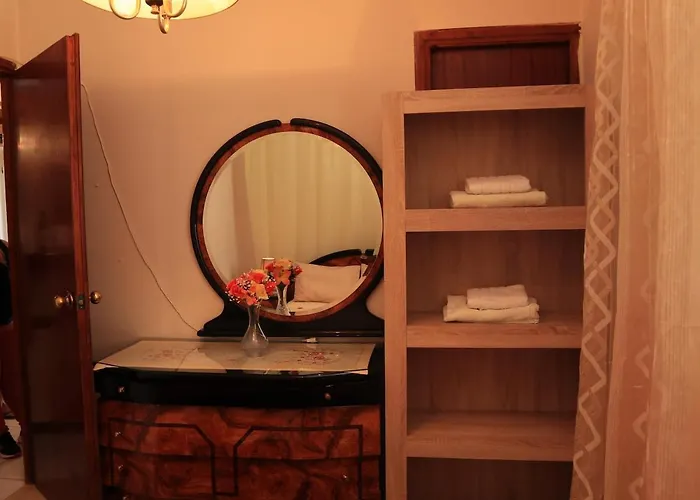 Stathis & Maria's Traditional House